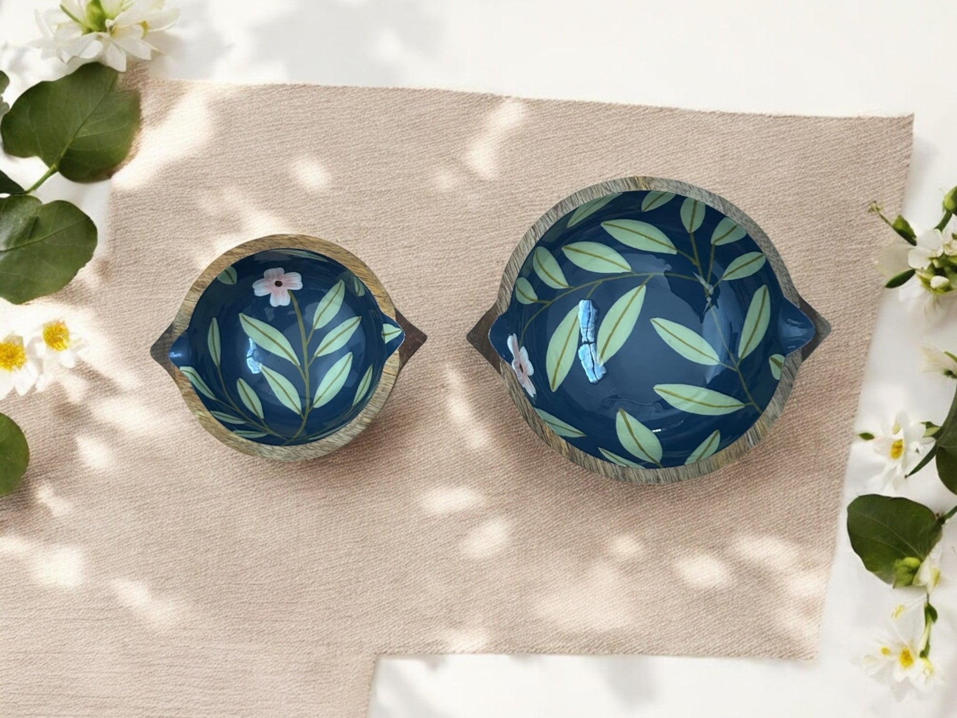 Vanaja hand carved wooden snack bowl - small - My StoreVanaja hand carved wooden snack bowl - small